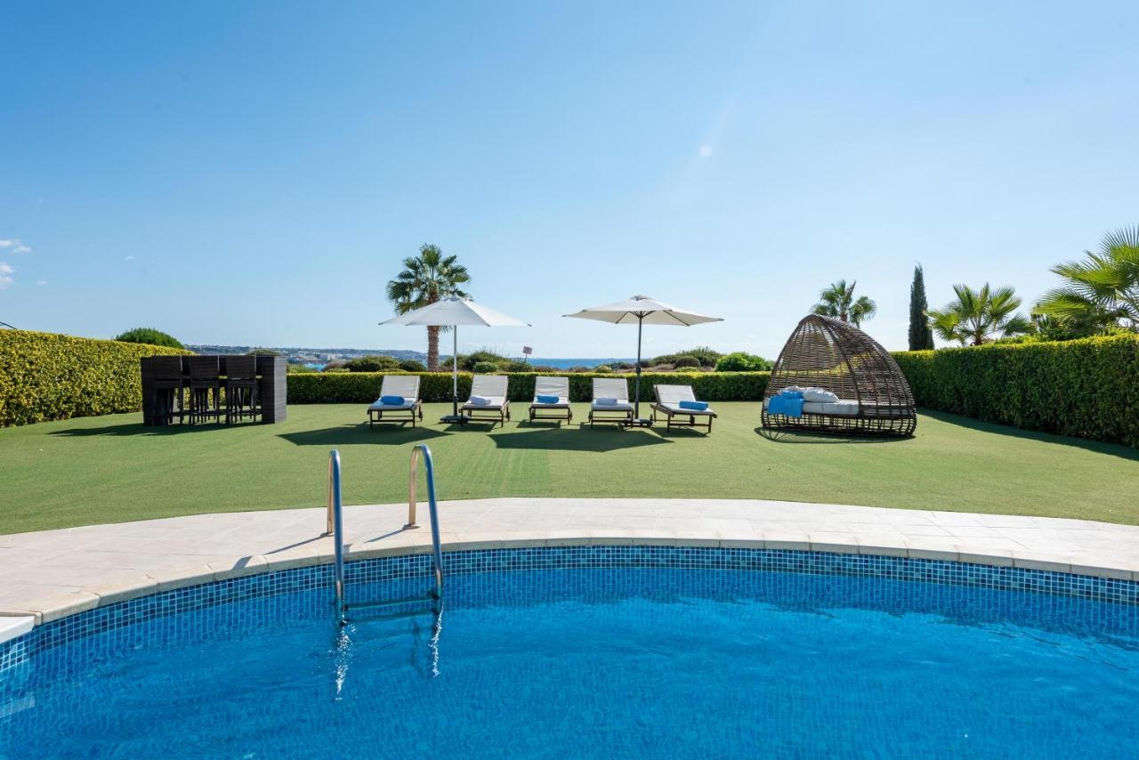 קורל ביי Villa Savoya Sunrise By Ezoria Villas מראה חיצוני תמונה