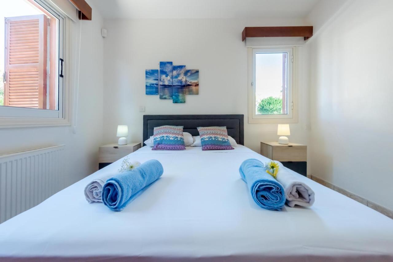 קורל ביי Villa Savoya Sunrise By Ezoria Villas מראה חיצוני תמונה
