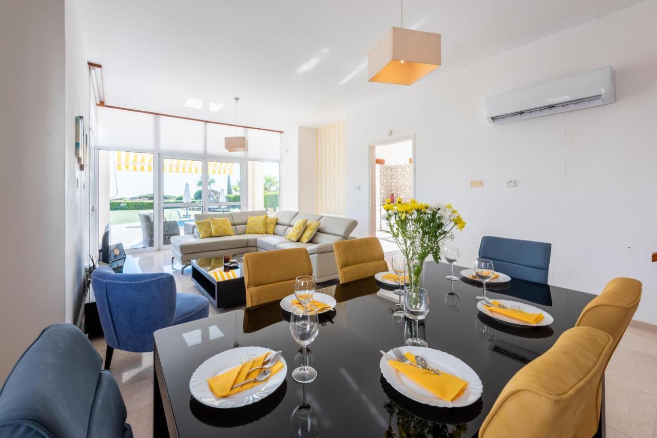 קורל ביי Villa Savoya Sunrise By Ezoria Villas מראה חיצוני תמונה