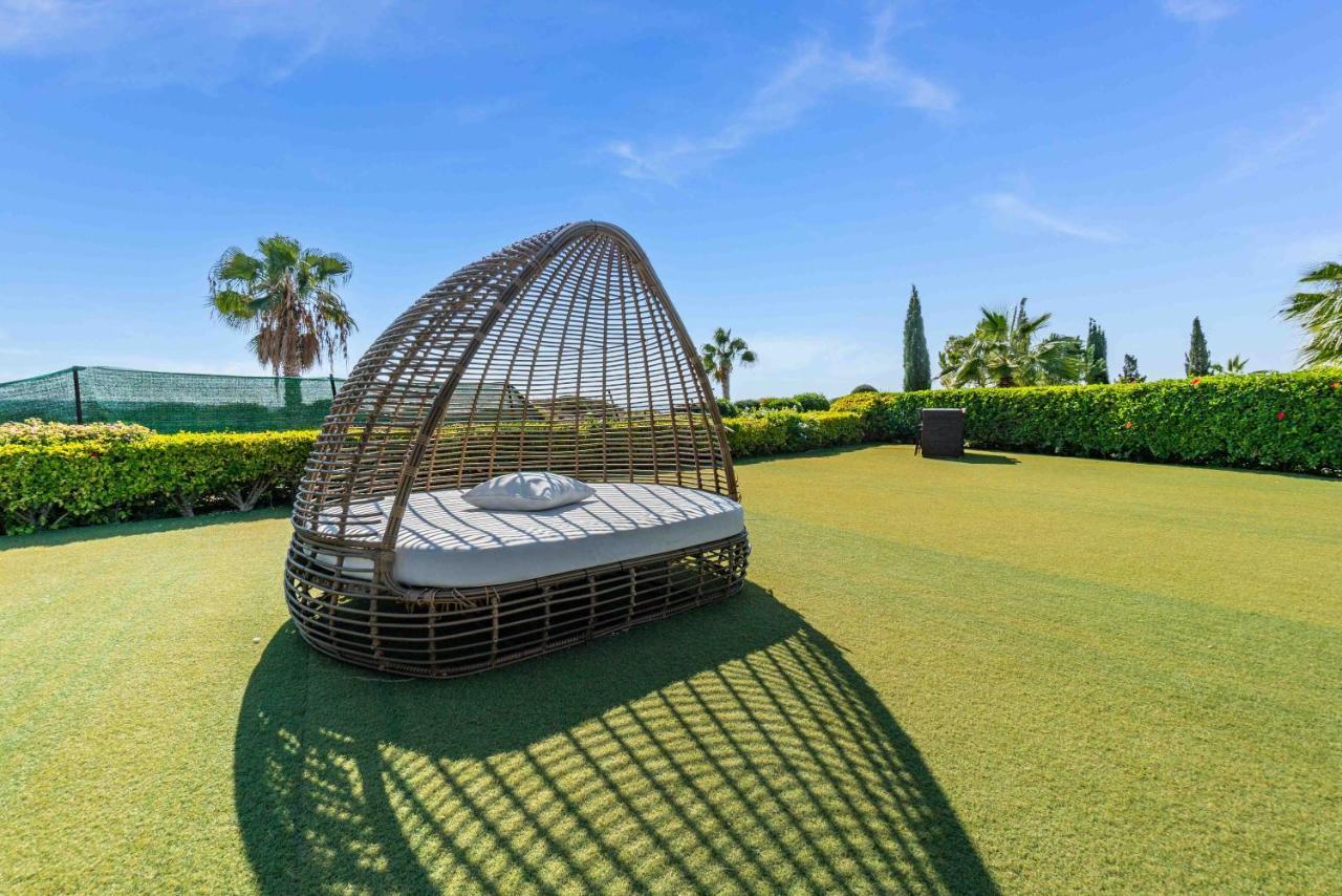 קורל ביי Villa Savoya Sunrise By Ezoria Villas מראה חיצוני תמונה